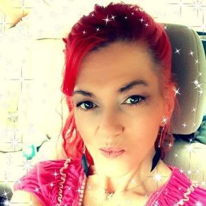 Meet your Posher, Joni